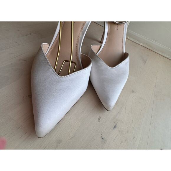 Veronica Beard ivory Lisa Chain Ankle Strap Pointed Toe Pump size 10 - Picture 5 of 11